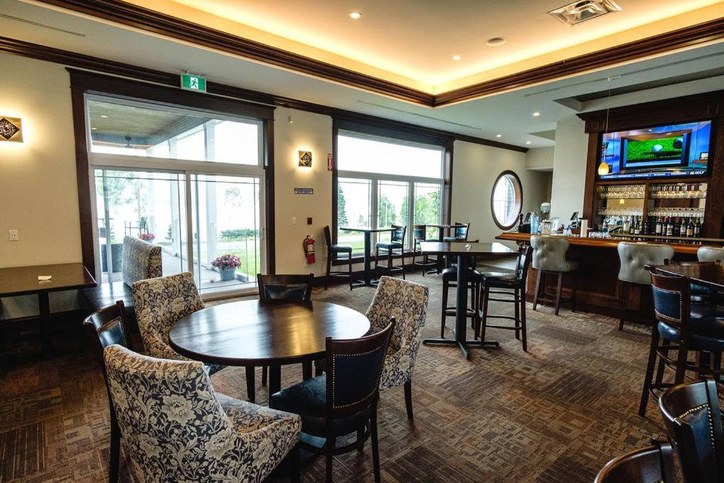 The Lakes At Ben Eoin Golf Club & Resort Sydney Forks Exterior photo